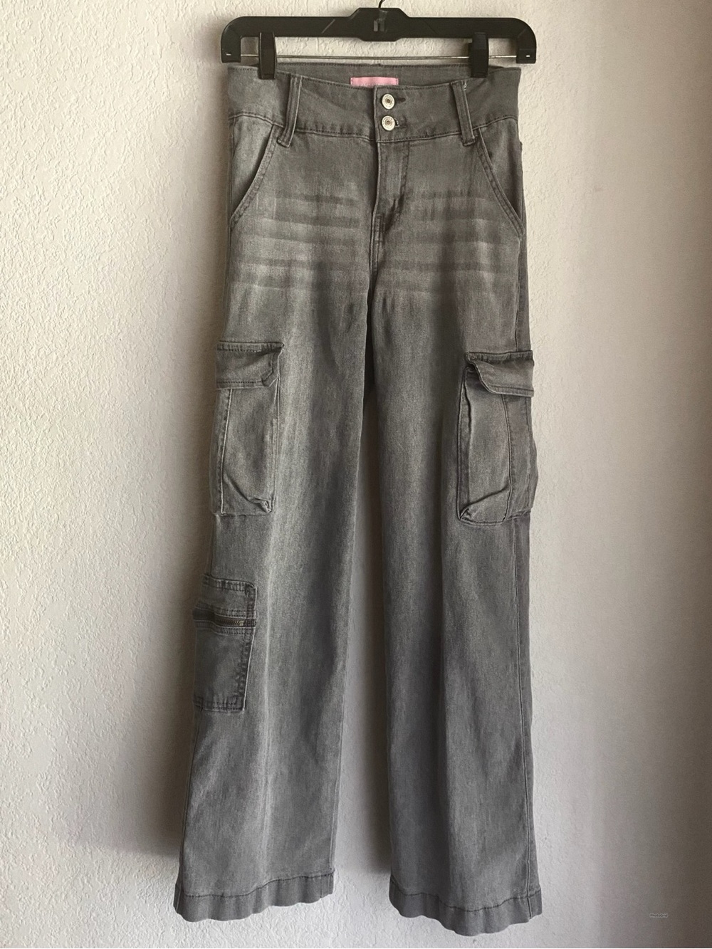 Wide Leg Cargo Jeans in Washed Gray